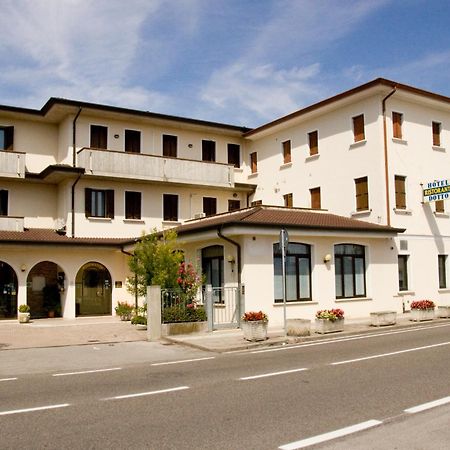 Hotel Ristorante Dotto Varago المظهر الخارجي الصورة